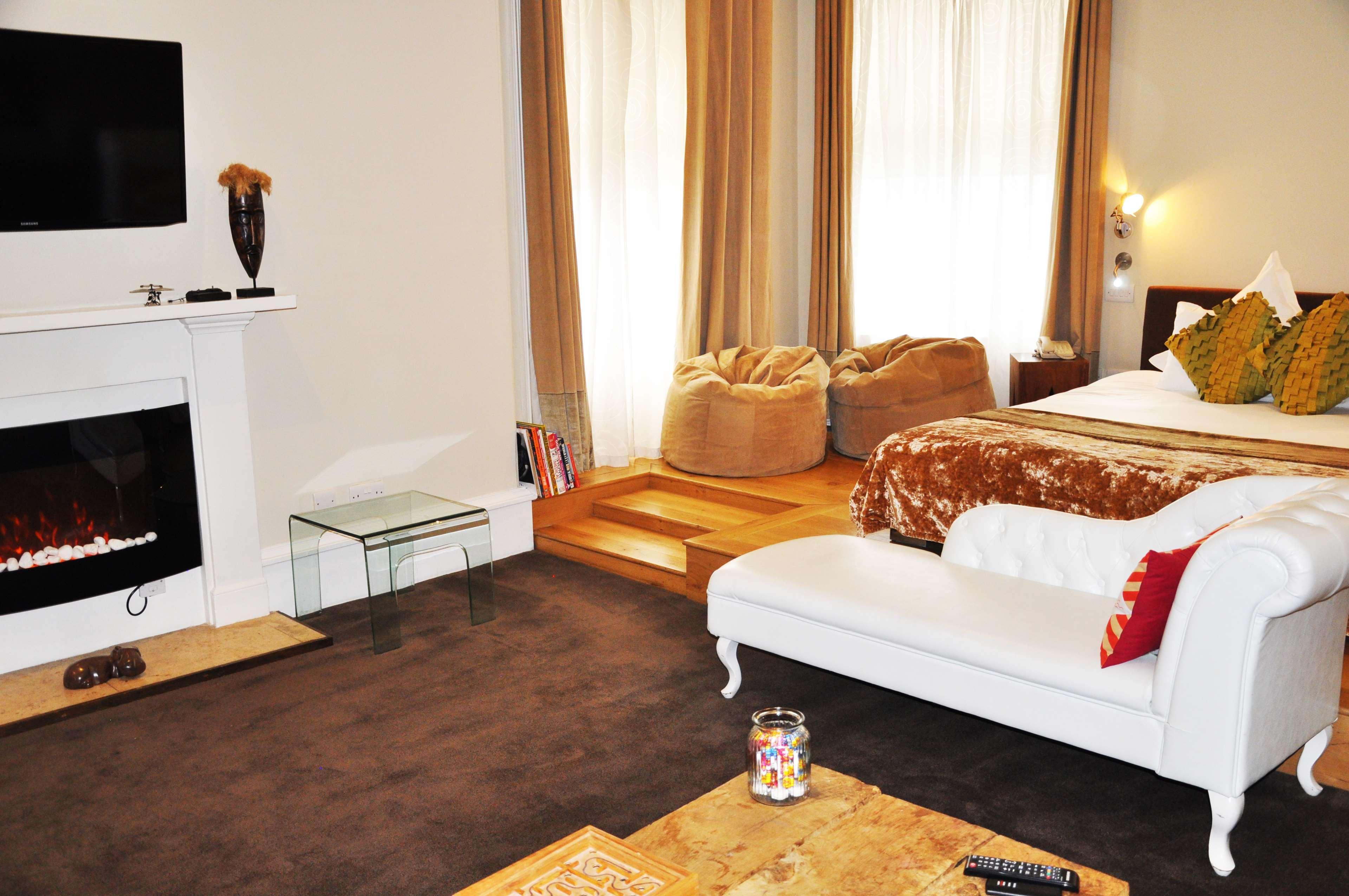 Carmelite Hotel; BW Signature Collection Aberdeen Bagian luar foto